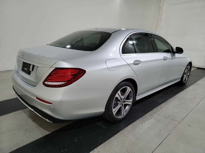 Mercedes-Benz E-Класс V 2.0 2019