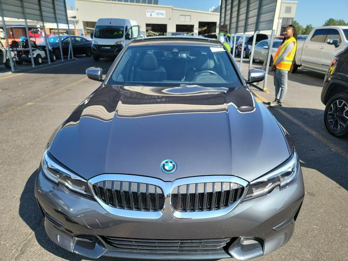 BMW 3 серии G20 2.0 2022