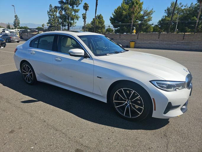 BMW 3 серии 2.0 2022