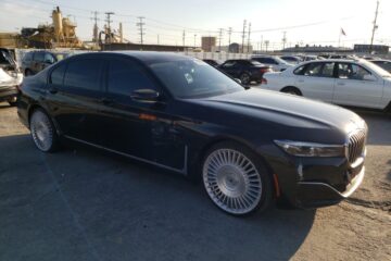 BMW 7 серии VI (G11/G12) Рестайлинг 4.4 2022