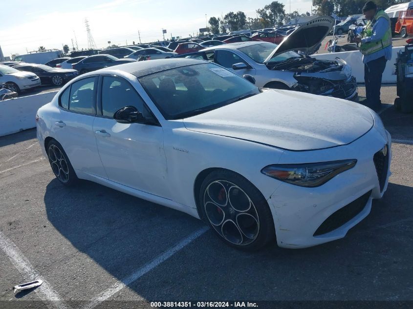 Alfa Romeo Giulia VELOCE RWD 2.0 2023