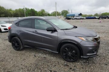 Honda HR-V Sport 1.8 хэтчбек 2021