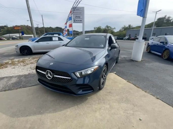 Mercedes-Benz A-Класс IV 2.0 2022