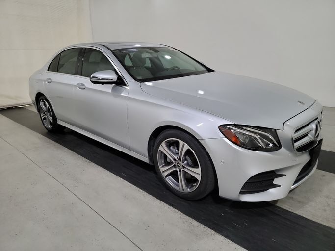 Mercedes-Benz E-Класс V 2.0 2019