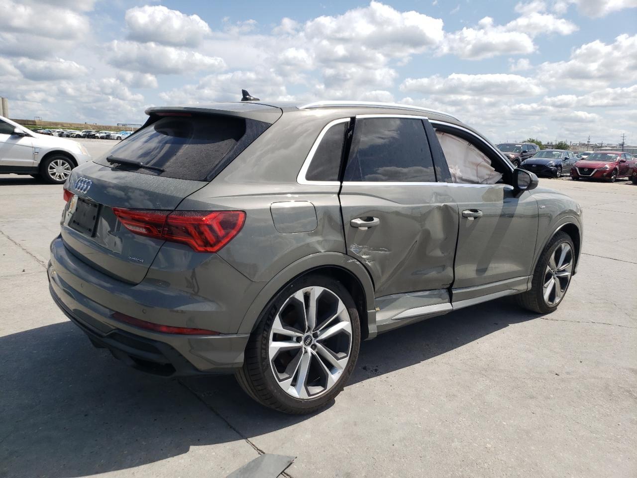 Audi Q3 II (F3) 2.0 2019