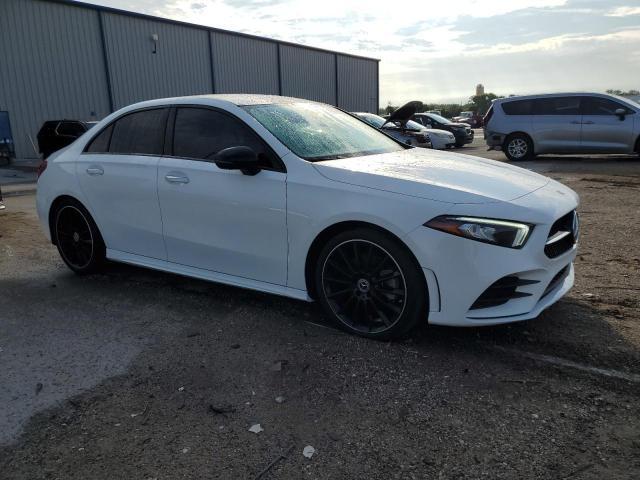 Mercedes-Benz A-Класс IV 2.0 2021