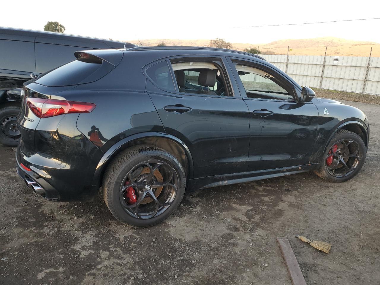 Alfa Romeo Stelvio QU 2.9 2021