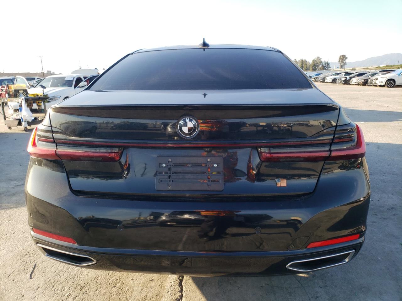 BMW 7 серии VI (G11/G12) Рестайлинг 4.4 2022