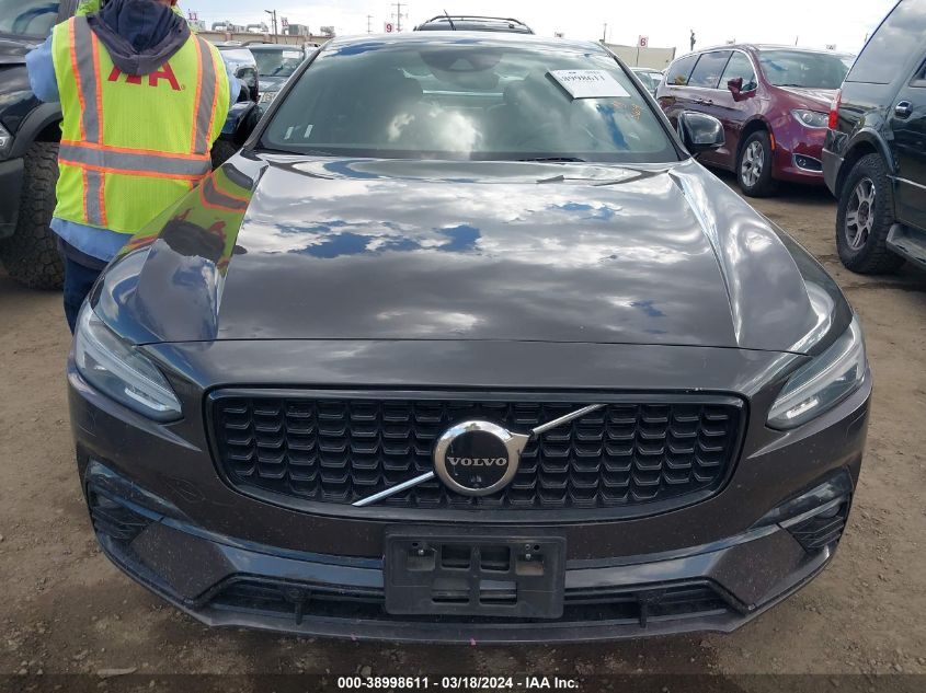 Volvo S90 II Рестайлинг 2.0 2021