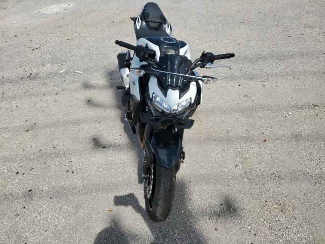 2022 KAWASAKI ZR900