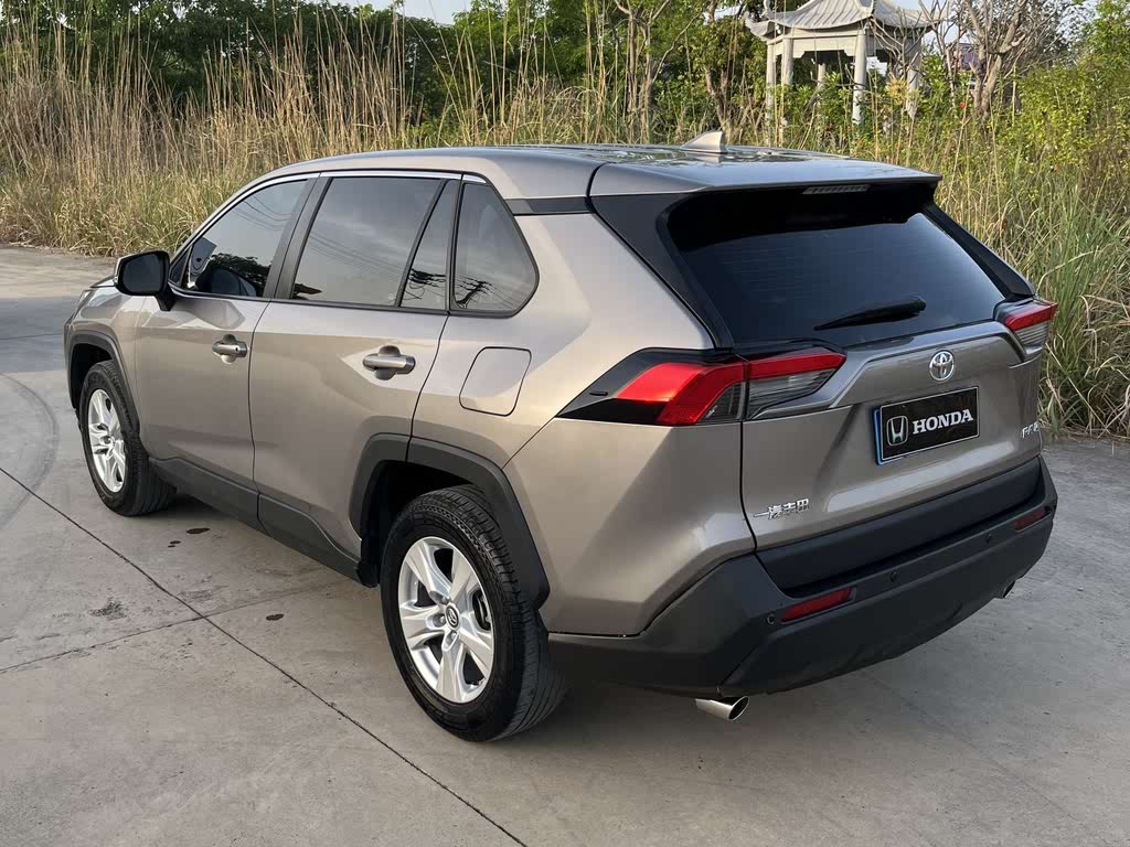 Toyota RAV4 2.0 CVT 2WD Urban 2021