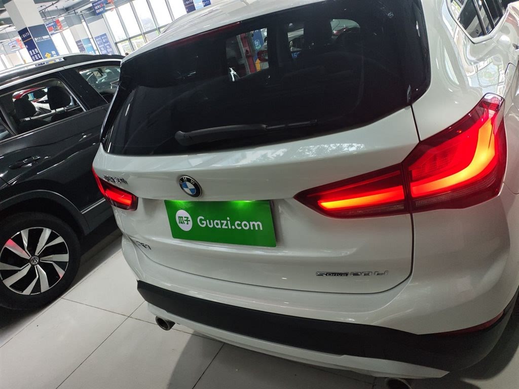 BMW X1 sDrive20i 2021 модельного года, комплектация Fashion.