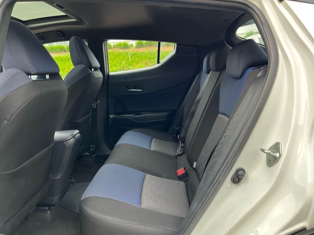 Toyota C-HR EV (2020) Luxury Panoramic Roof Version