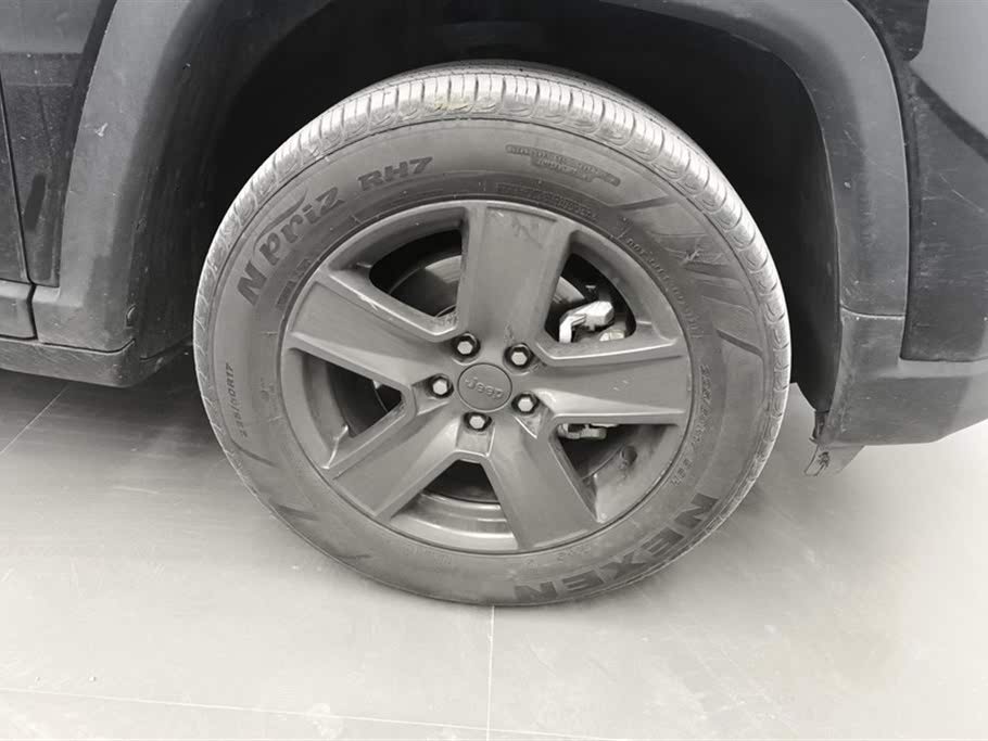 Jeep Compass 220T AT Comfort 2021