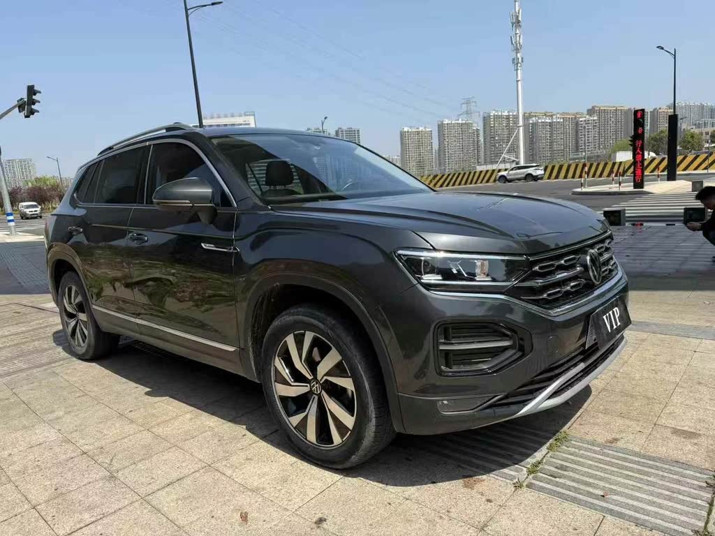 Volkswagen Tayron 280TSI AT Luxury Connect, 2022