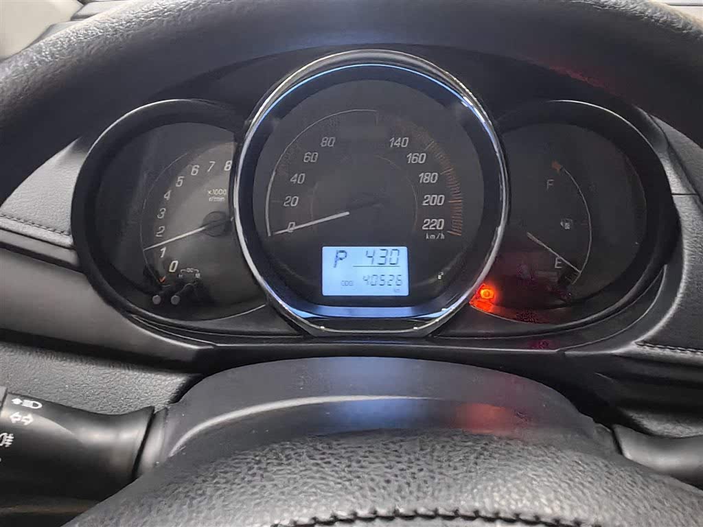 YARiS L Zhixuan 2021 1.5 CVT Leader