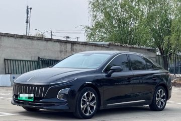 Hongqi E-QM5 2023 (рестайлинг) Standard
