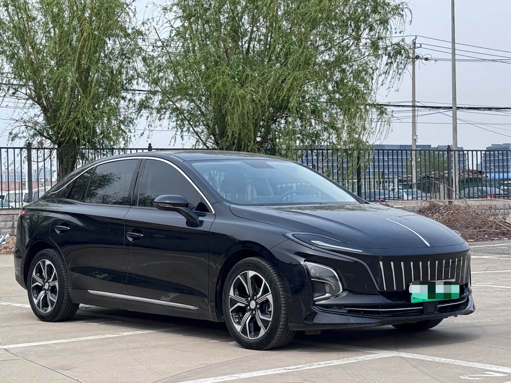 Hongqi E-QM5 2023 (рестайлинг) Standard
