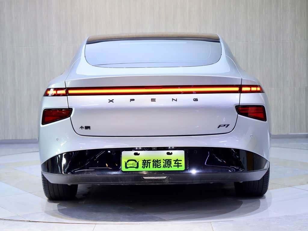 XPeng P7 480E (2021)