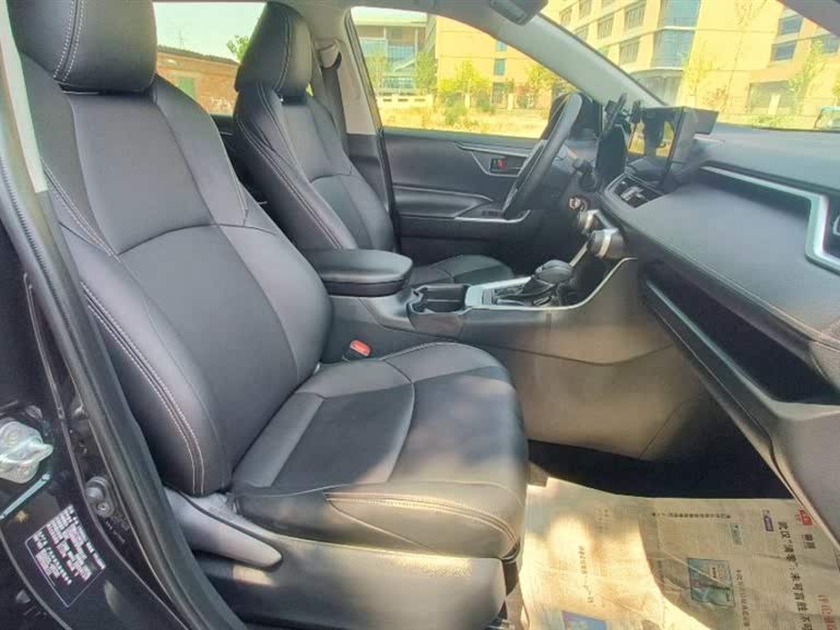 Toyota Wildlander 2023 2.0L CVT 2WD Comfort