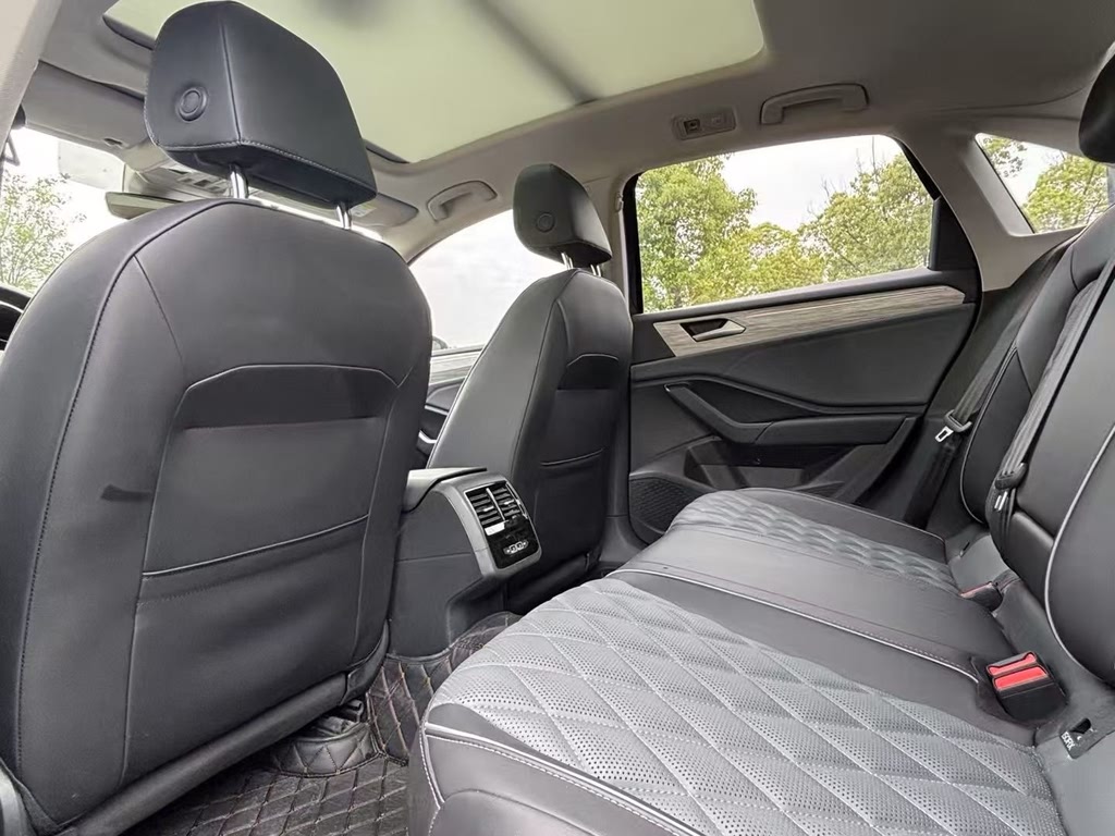 Volkswagen Sagitar 2023 280TSI DSG Beyond