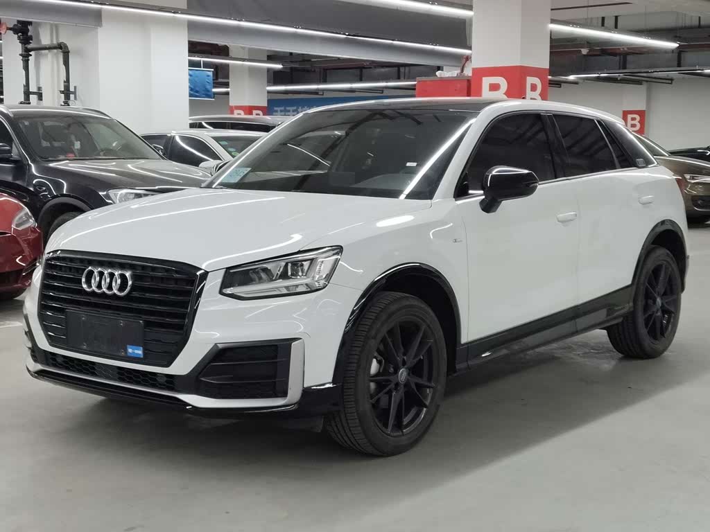 Audi Q2L 35 TFSI Dynamic 2020 года