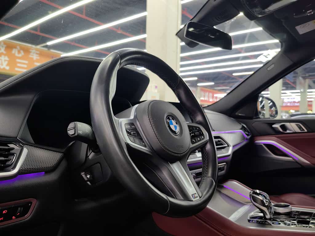 BMW X6 xDrive40i M Sport Package (2020)