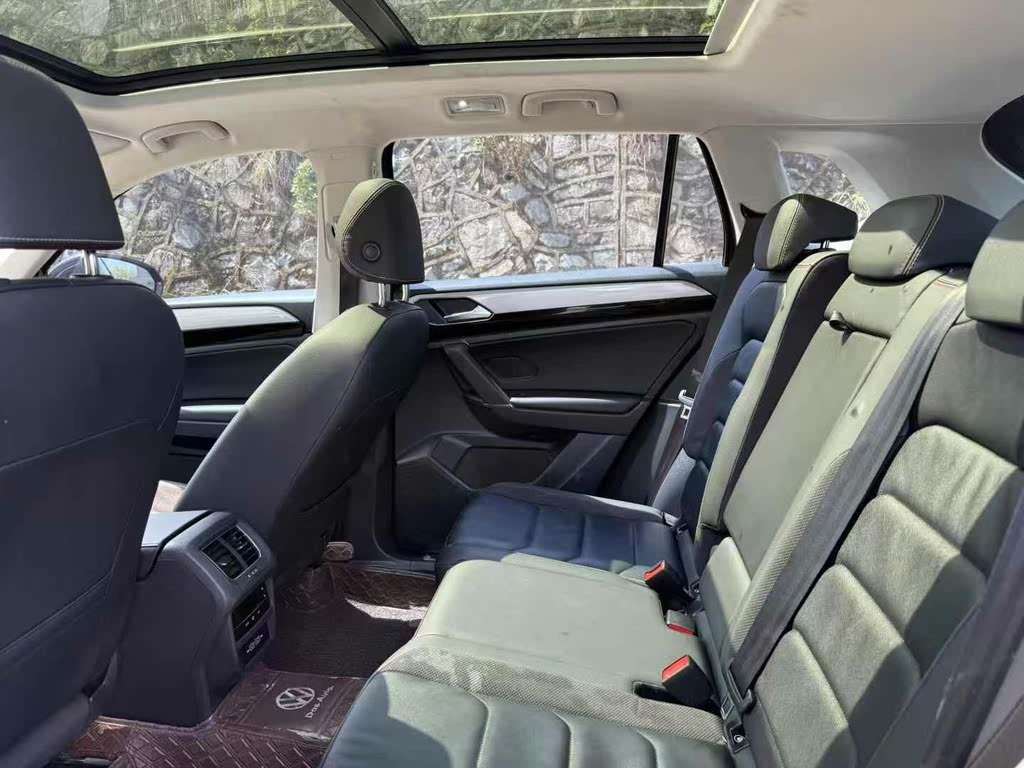 Volkswagen Tayron 280TSI AT Luxury Connect, 2022
