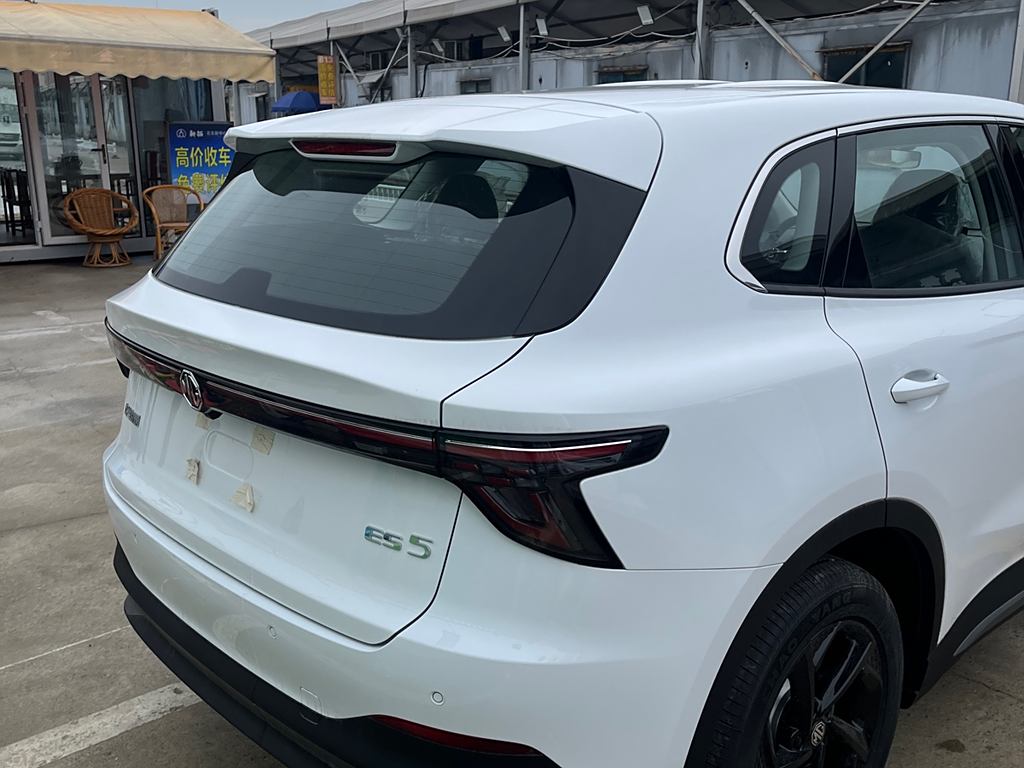 MG ES5 515 Pro (задний привод, 2025 модельный год)