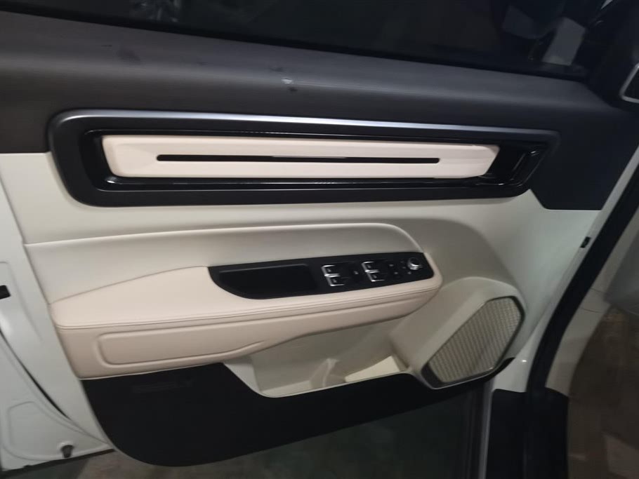 Geely Icon 2023 1.5TD Chocolate