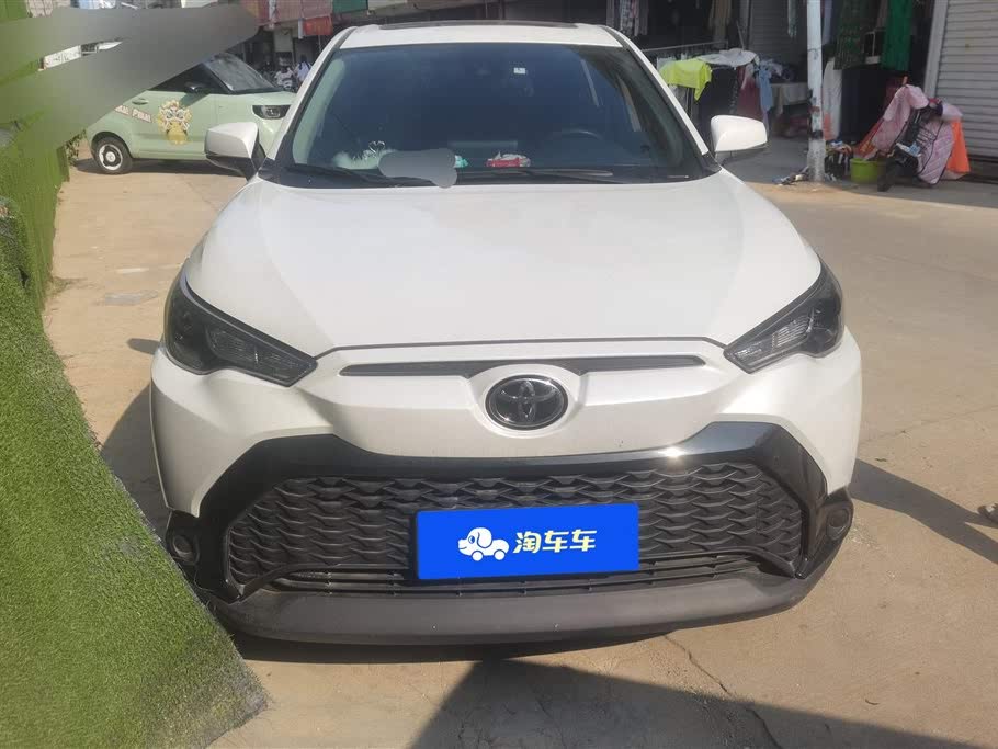 Toyota Frontlander 2022 2.0 CVT Leading Edition