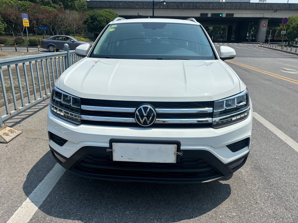 Volkswagen Tharu 2020 280TSI Comfort Edition (передний привод, China VI)