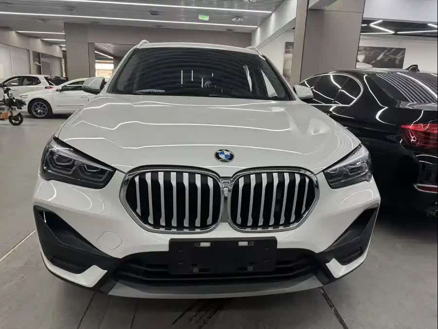 BMW X1 sDrive20Li (F48) 2020