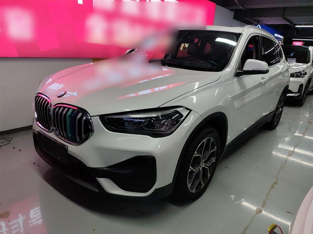 BMW X1 sDrive25Li (F49) LCI 2021