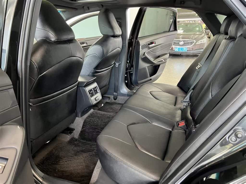 Toyota Avalon 2022 2.0L Comfort