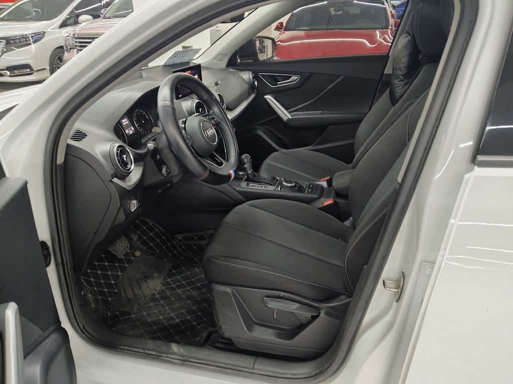 Audi Q2L 35 TFSI Dynamic 2020 года