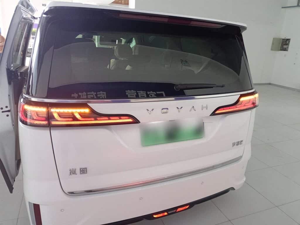 Voyah Dreamer EV Long Range Premium 2024