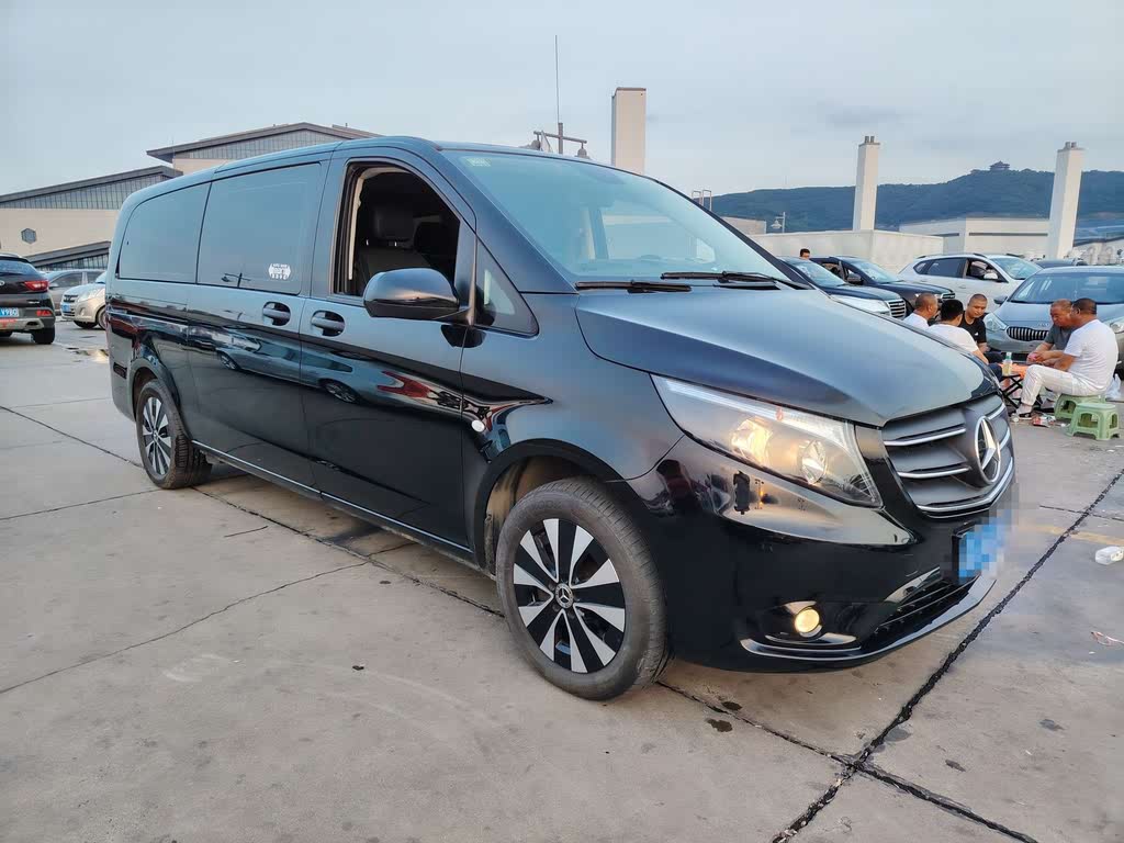 Vito 2021 2.0T Elite 7-местный