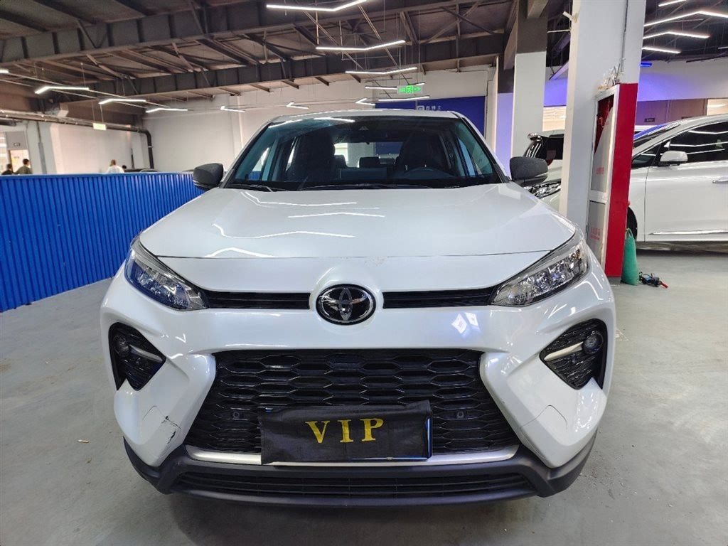 Внедорожник Toyota Highlander 2020 2.0 CVT 2WD Luxury