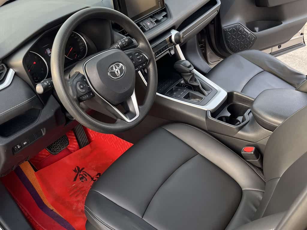 Toyota RAV4 2.0 CVT 2WD Urban 2021