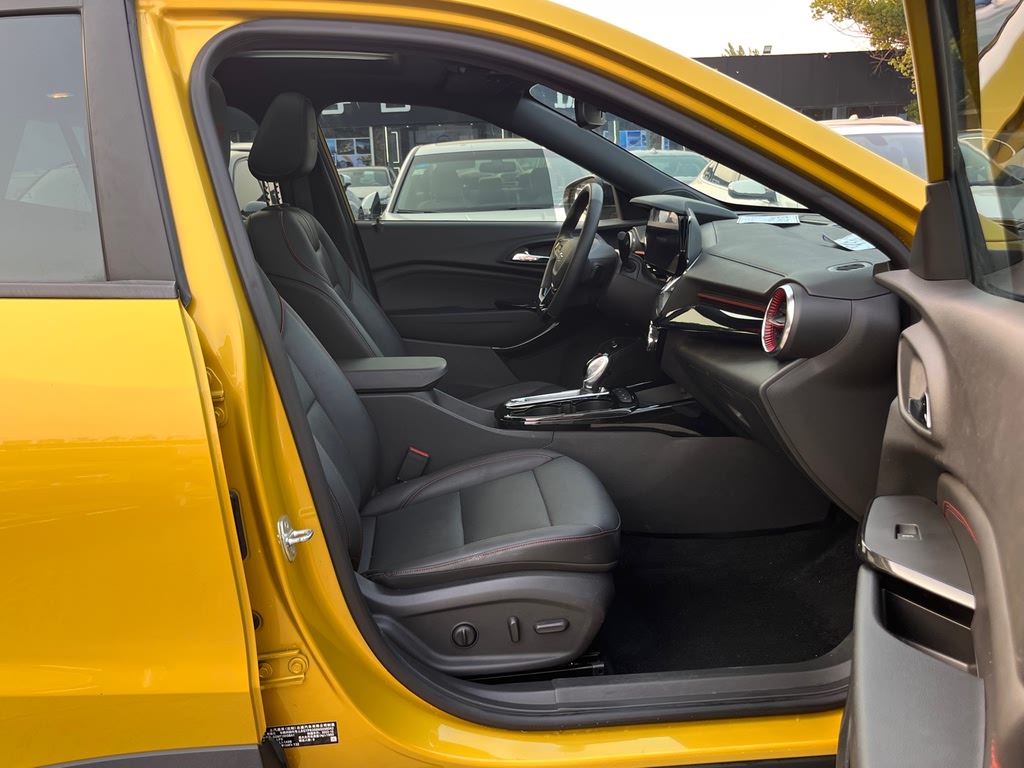 Chevrolet Seeker 1.5T CVT RS 2022