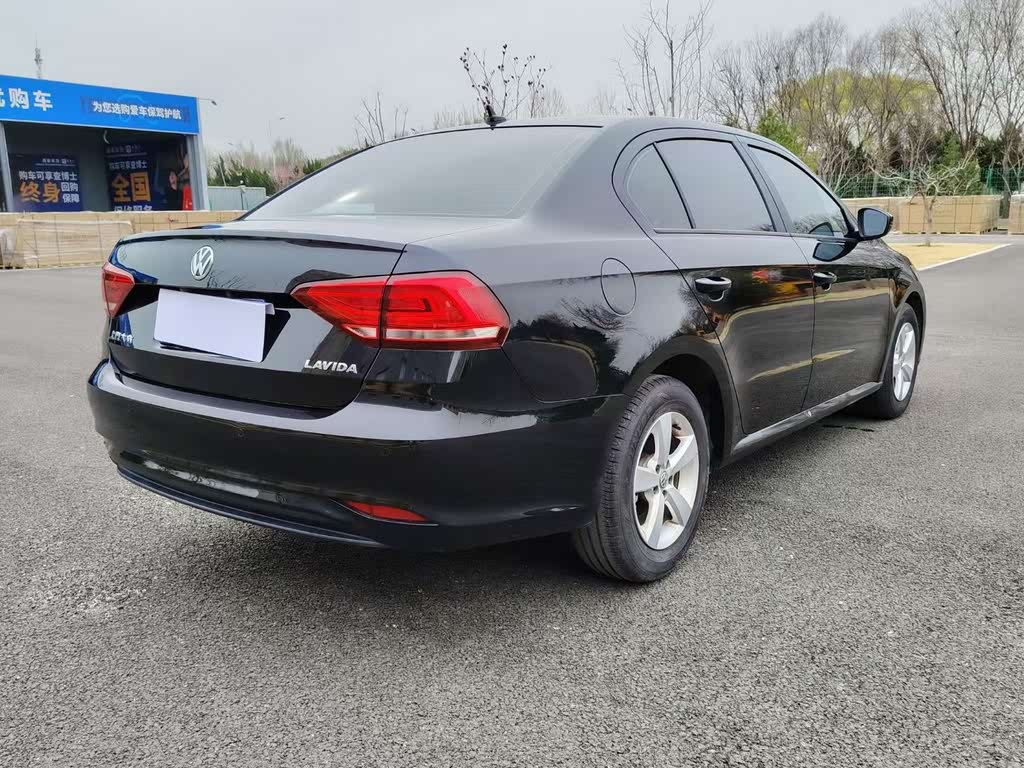 Volkswagen Lavida 2019 1.5 AT Comfort VI