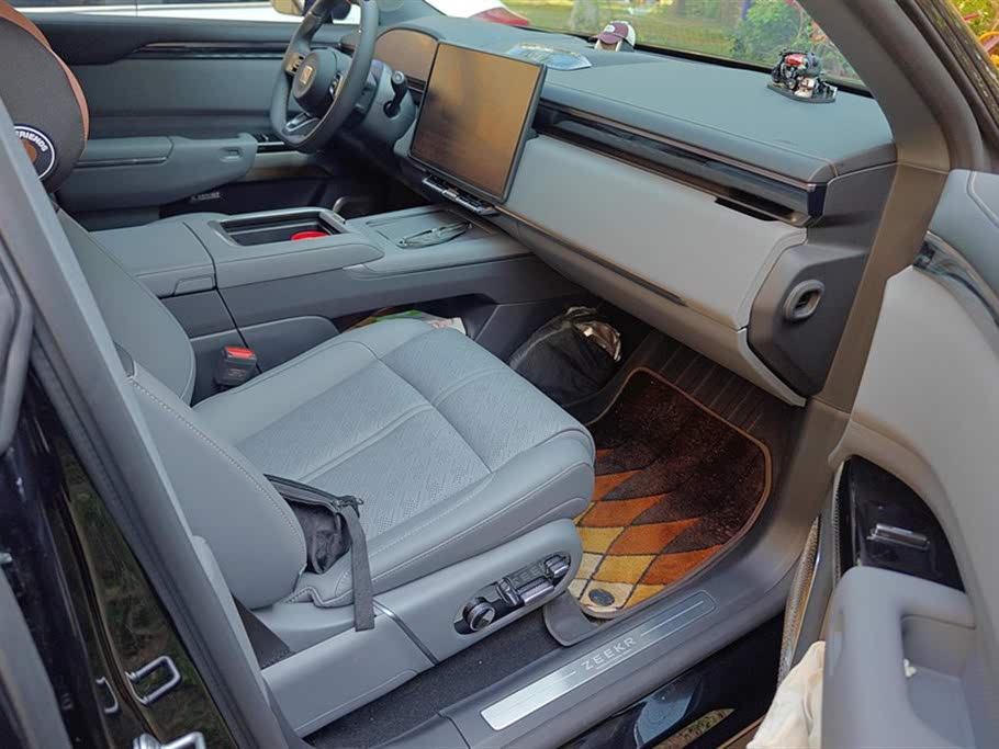 Zeekr 7X 2025 75 kWh RWD Smart Edition