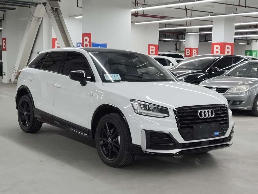 Audi Q2L 35 TFSI Dynamic 2020 года