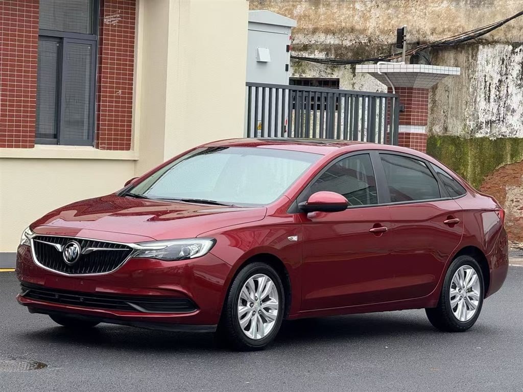 Buick Excelle 2021, рестайлинг, комплектация "Elite", двигатель 1.5L, автоматическая коробка передач.
