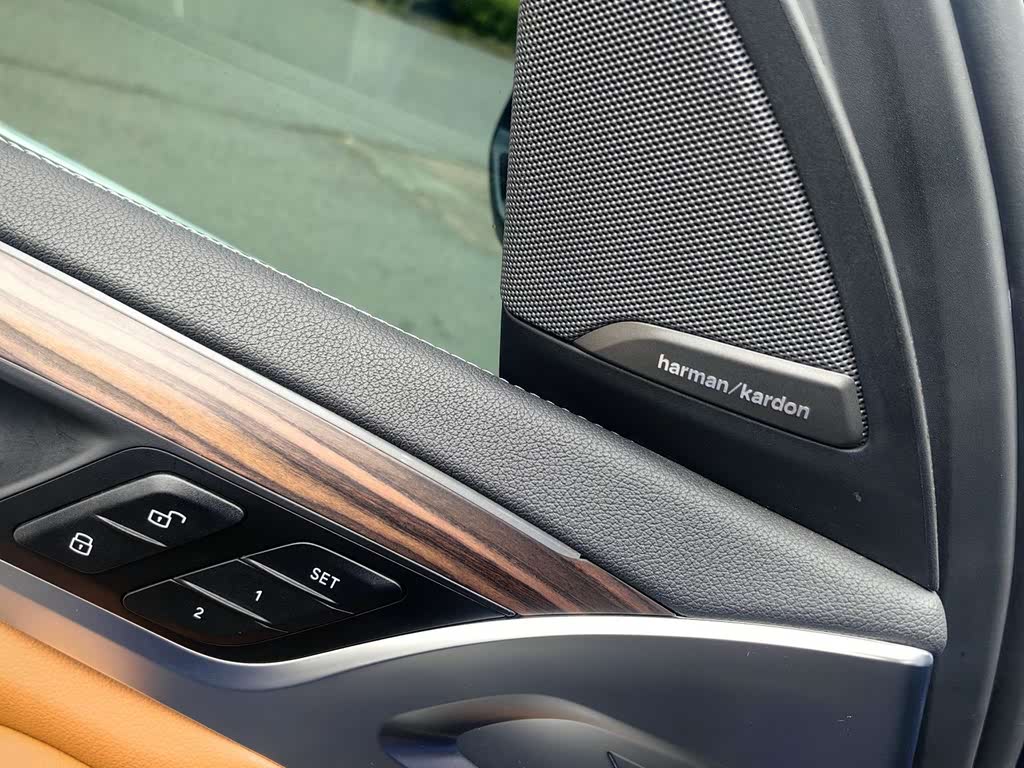 BMW iX3 2021 Leading Edition