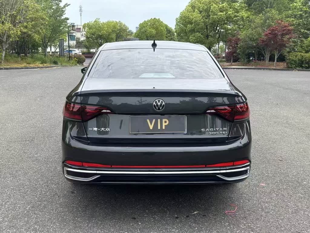 Volkswagen Sagitar 2023 280TSI DSG Beyond