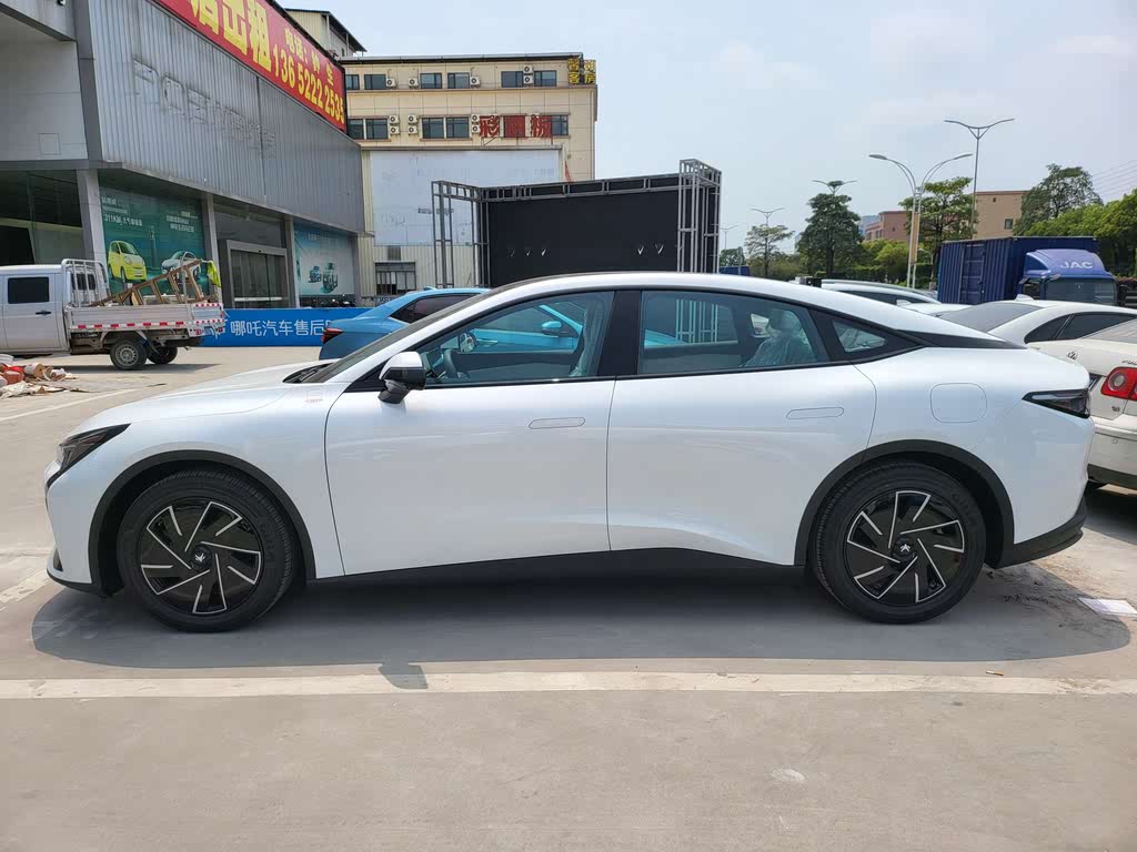 Arcfox Alpha S5 2025 560PRO 185kW