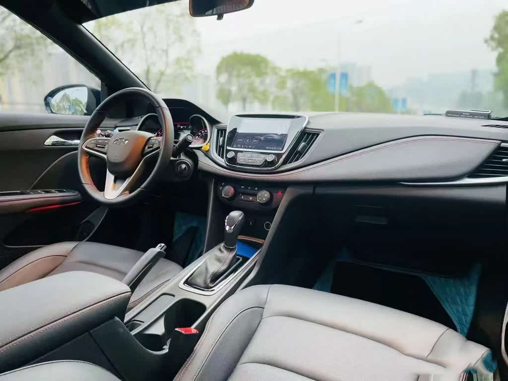 Cruze 2020 Mild Hybrid RS 330T AT Comfort