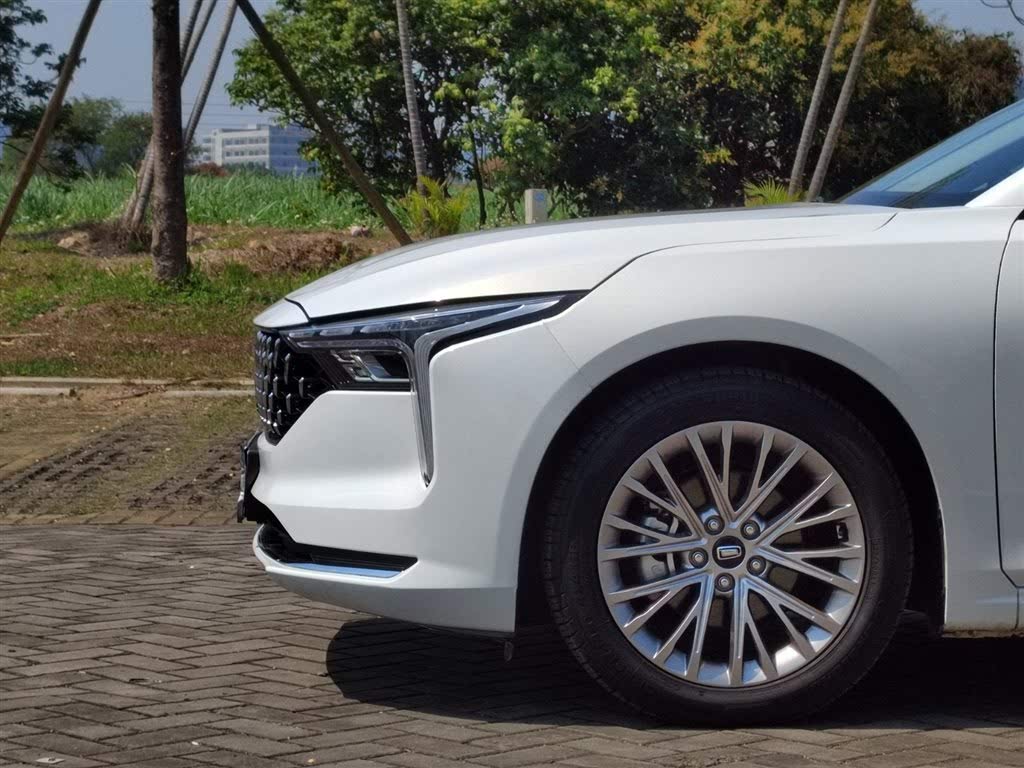 Benteng B70 (III поколение) 1.5T AT "Leyang" 70th Anniversary Edition (2023)